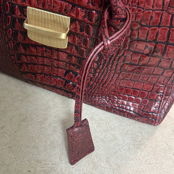 Preston York Croc Embossed HANDBAGS - Picture 8 of 8